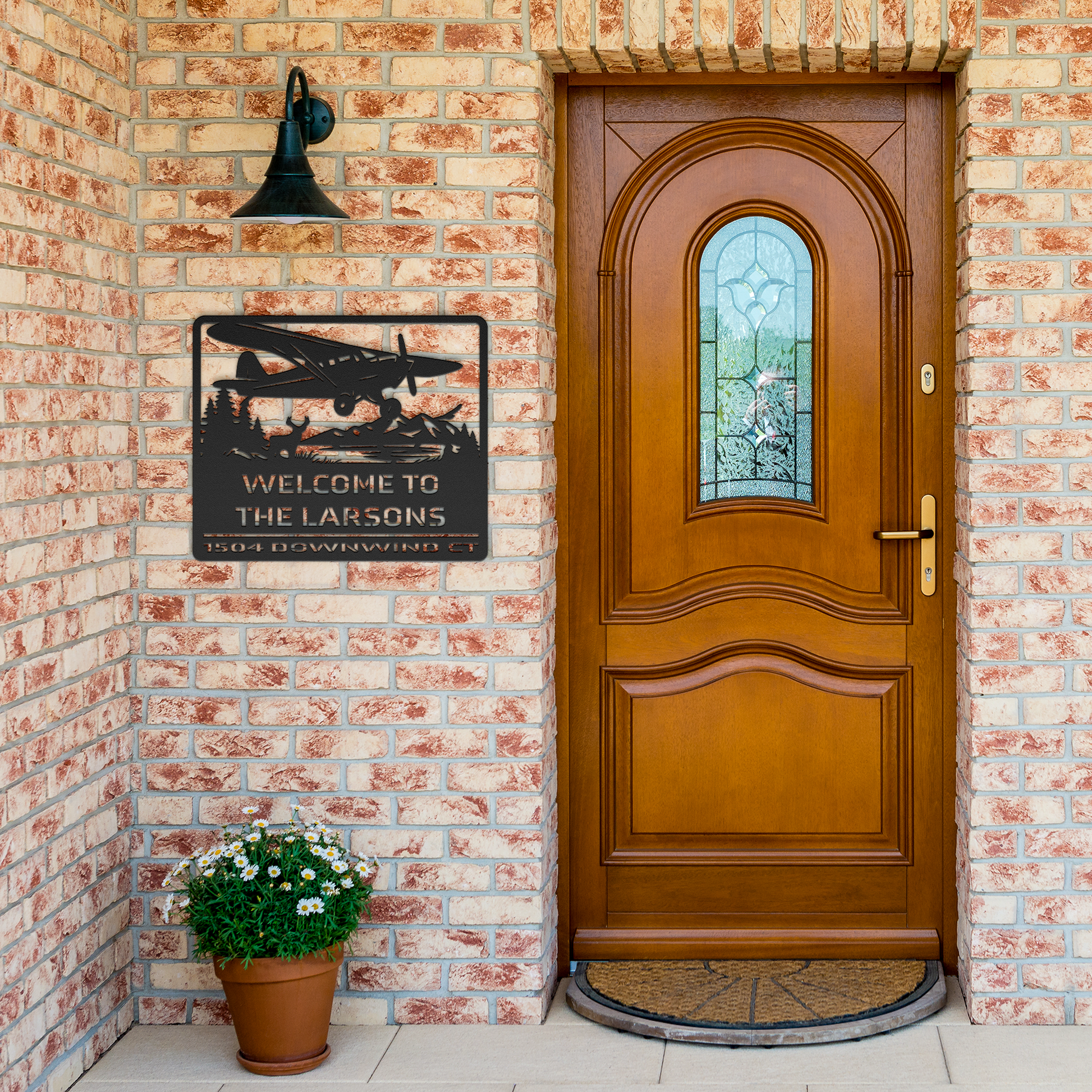 Welcome_to_Larsons_Downwind_ct_Super_Cub_Black_Brick_Entrance_Mockup.png_15571407